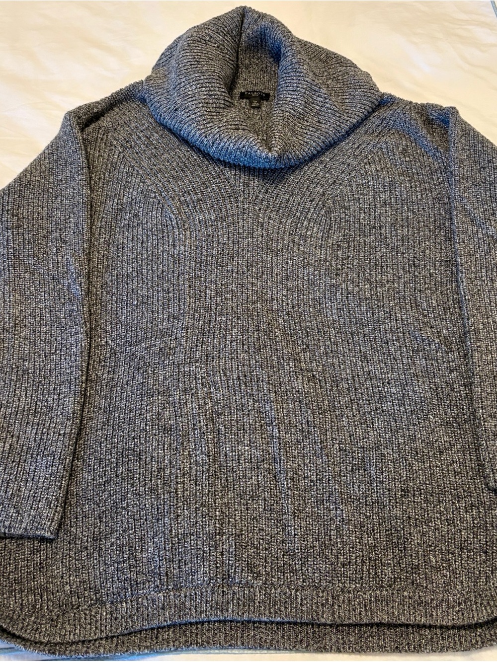 Talbots LP. Women's Charcoal Gray Turtleneck Sweater - Relaxed Knit 20” bust.